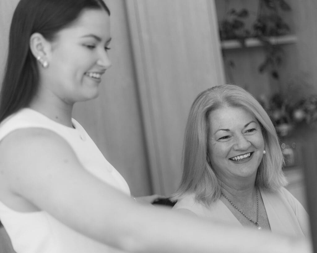 Sami Orchard and Nicky Orchard - Mortgage Brokers on the Sunshine Coast at QE Loans